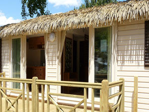 Tropical-exterieur